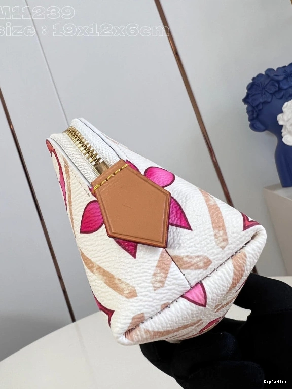 Cheap Cosmétique PM Louis Pochette Vuitton 0813